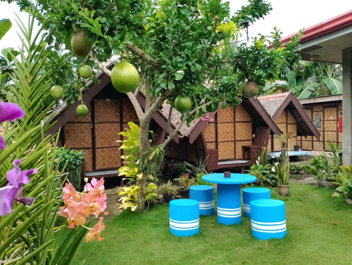 Lhoyjean Garden Hostel Batuan Esterno foto