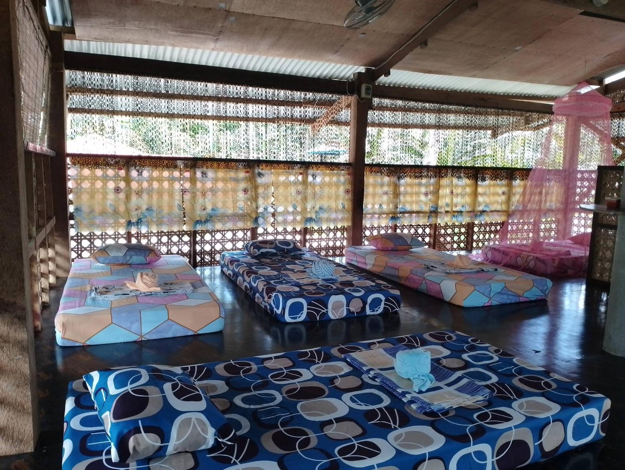 Lhoyjean Garden Hostel Batuan Esterno foto