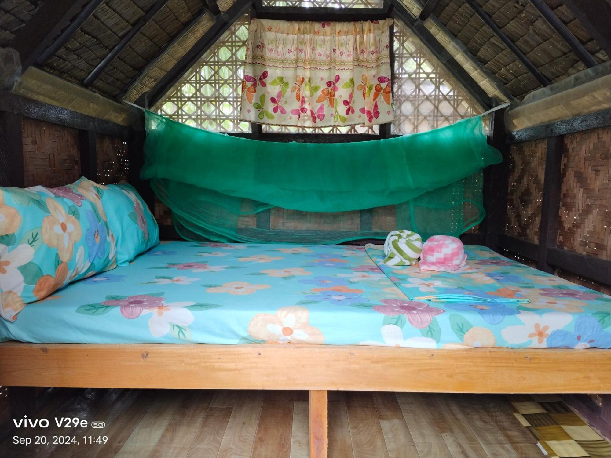 Lhoyjean Garden Hostel Batuan Esterno foto