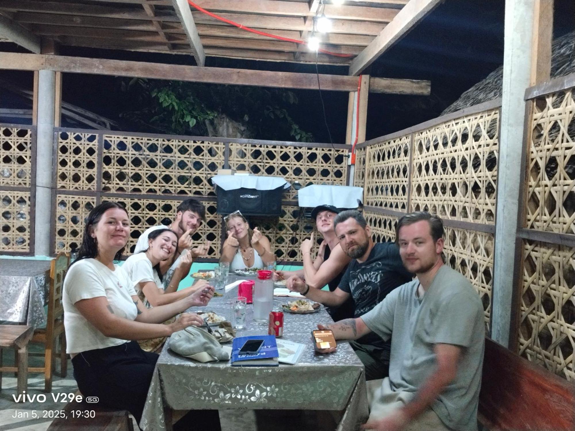 Lhoyjean Garden Hostel Batuan Esterno foto